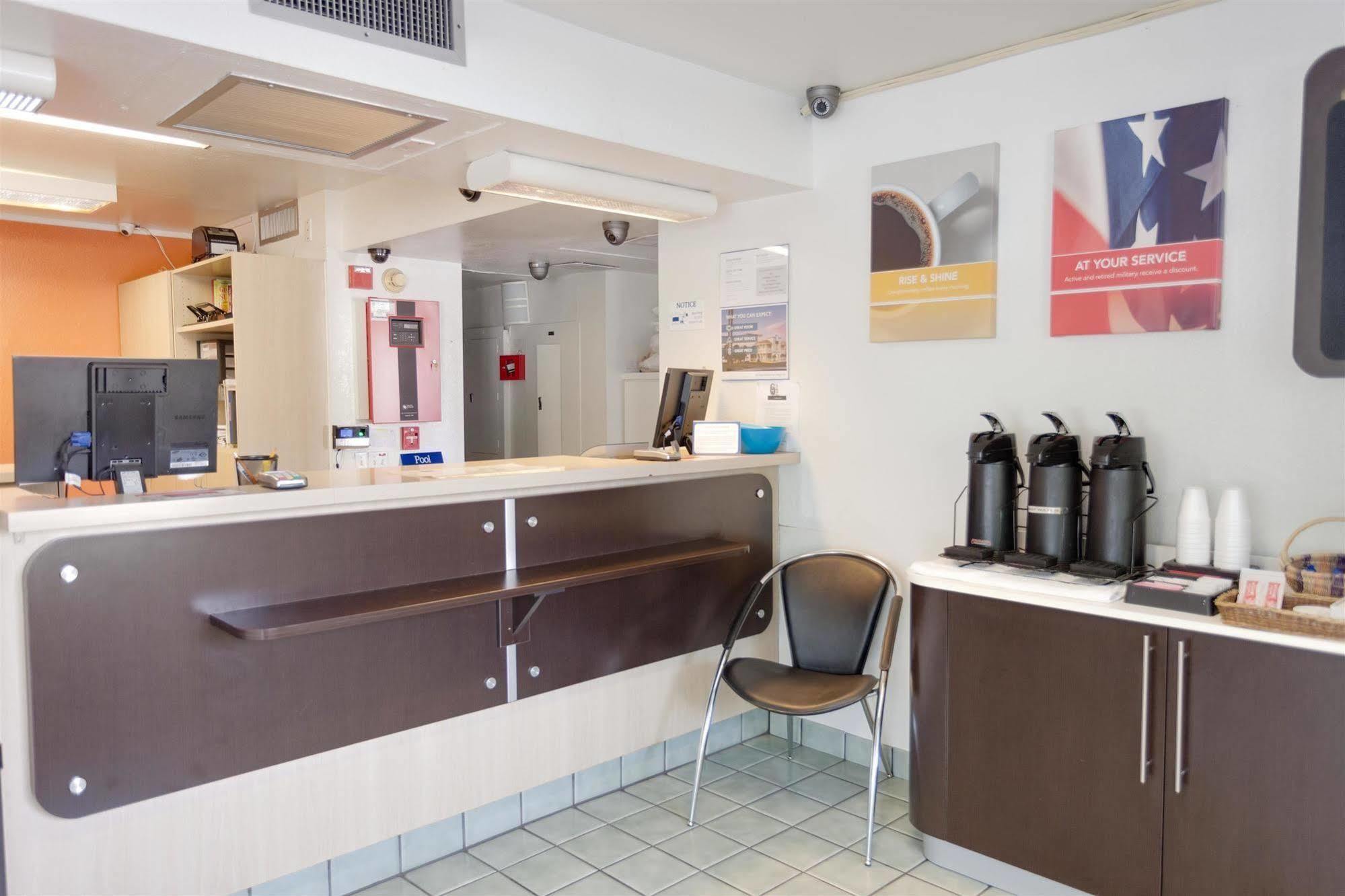 Motel 6 Weed - Mount Shasta Luaran gambar