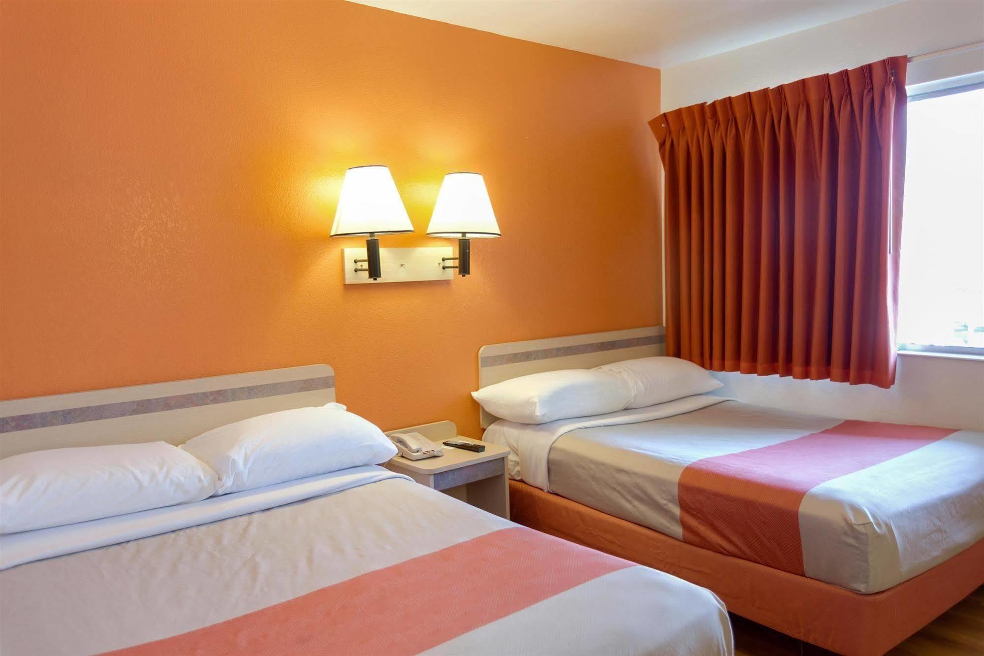 Motel 6 Weed - Mount Shasta Luaran gambar