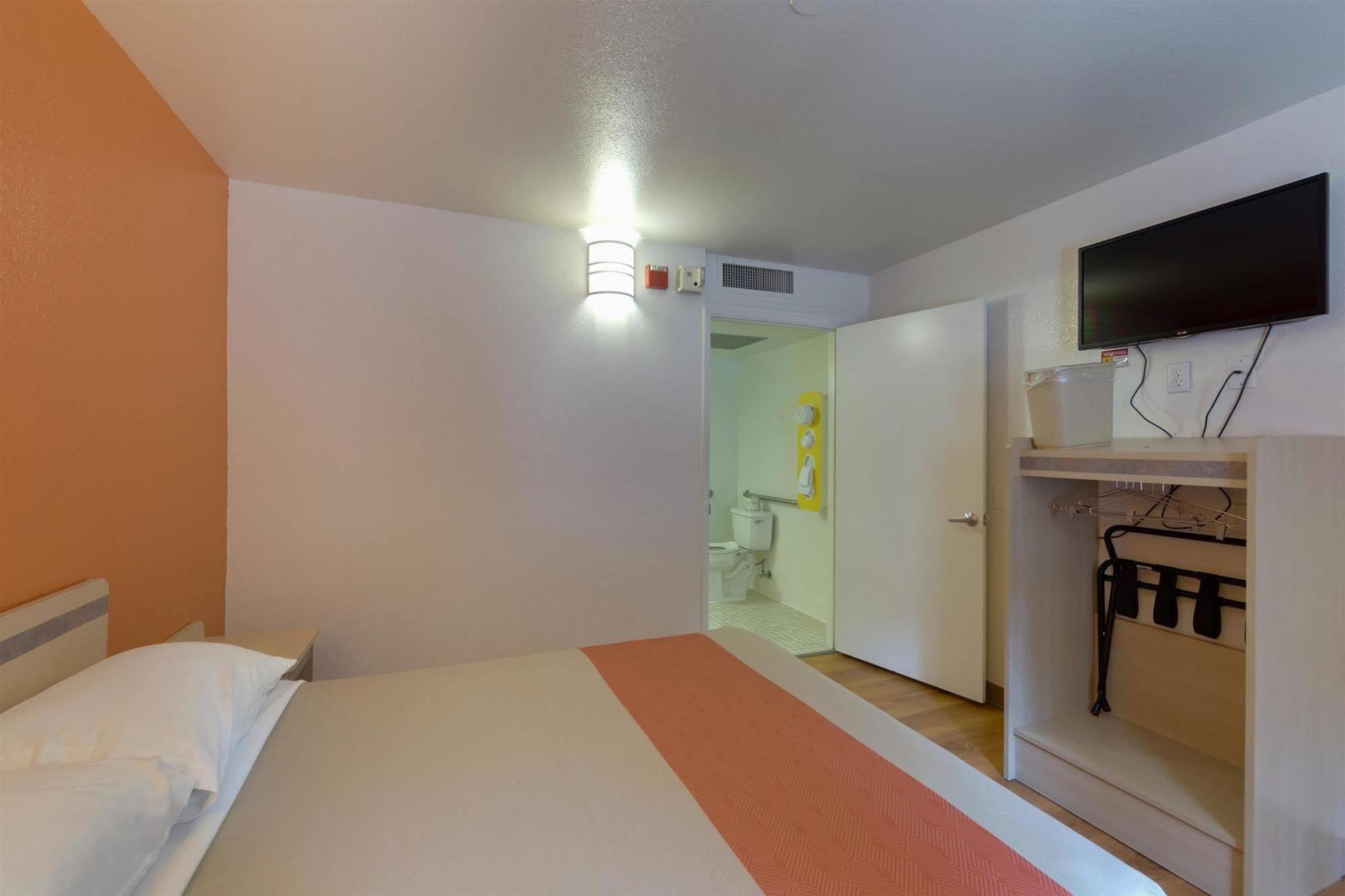 Motel 6 Weed - Mount Shasta Luaran gambar