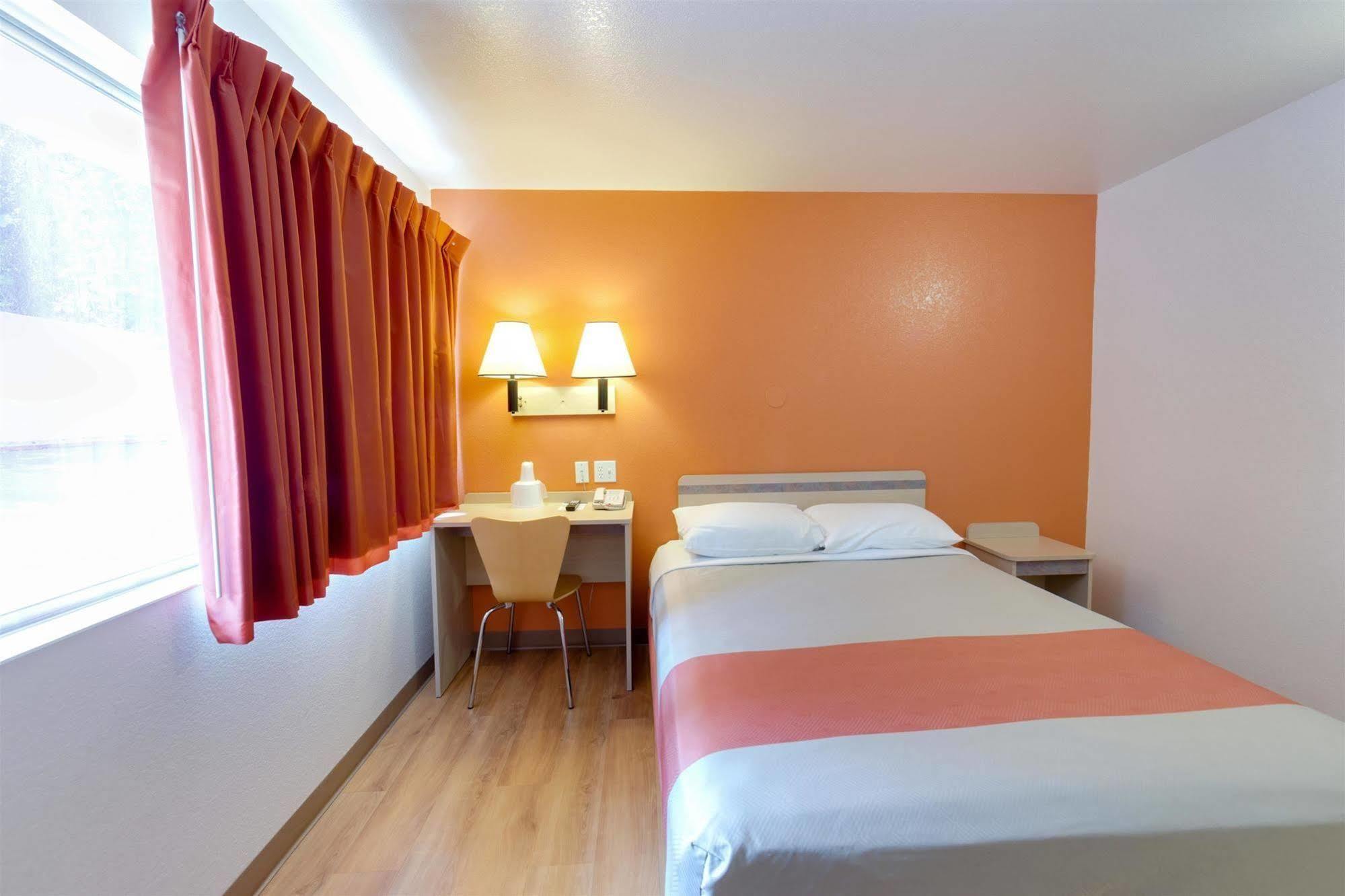 Motel 6 Weed - Mount Shasta Luaran gambar