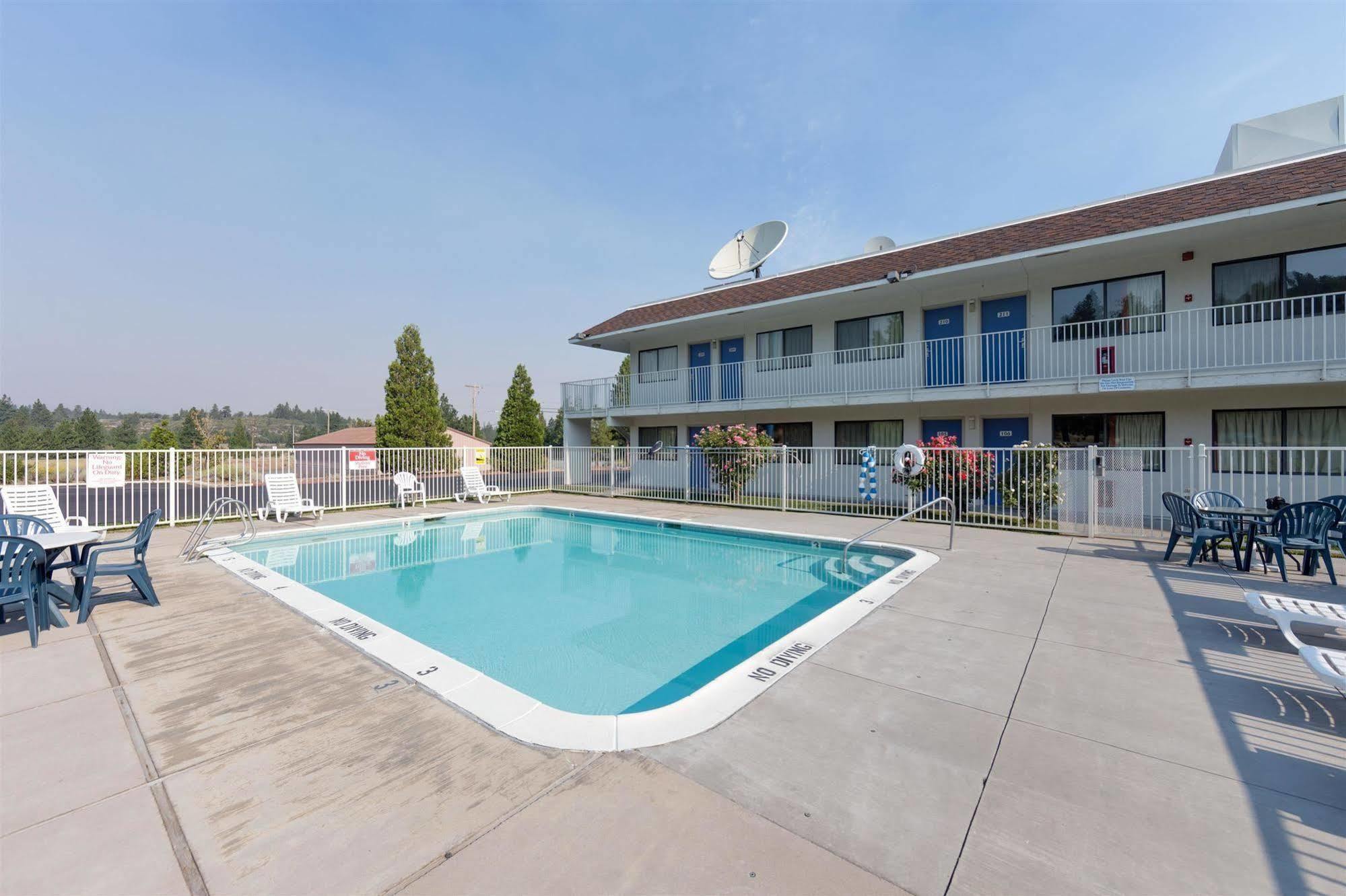 Motel 6 Weed - Mount Shasta Luaran gambar